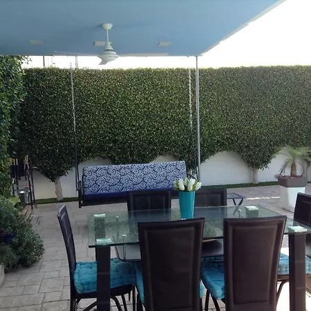 The Ficus Tree Villa Pyla